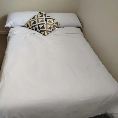 Cozy One Bedroom Holiday With Free Parking Ferienhaus *